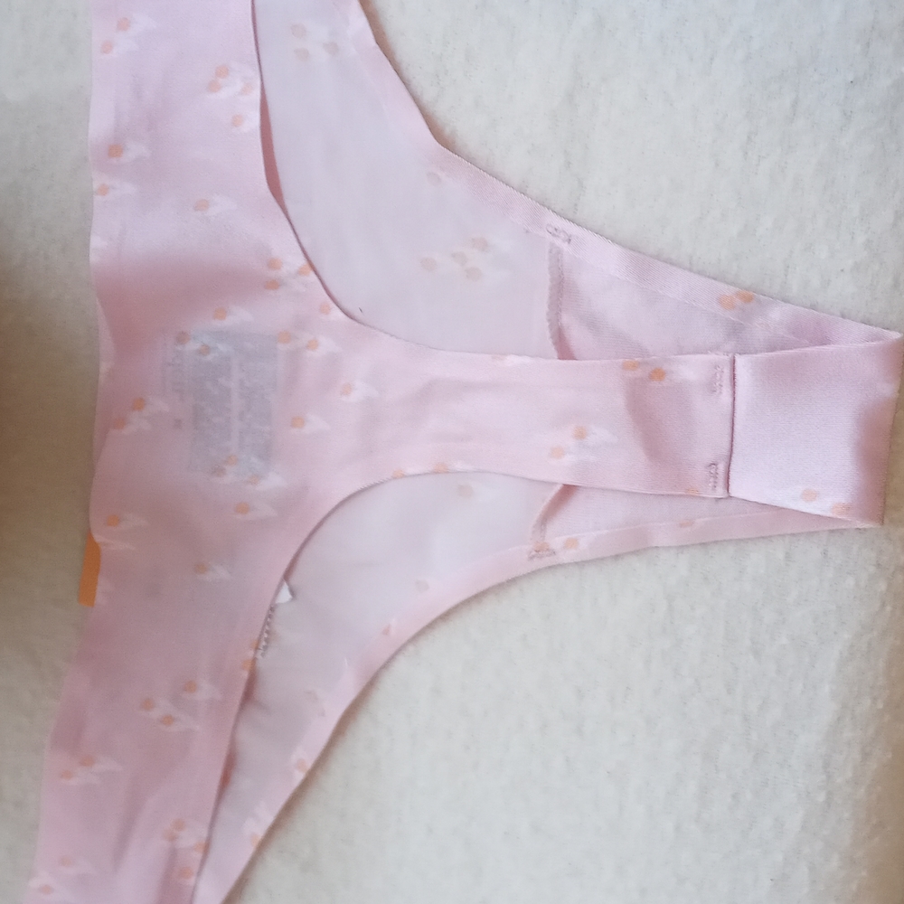 Thong - Picture 3 of 3